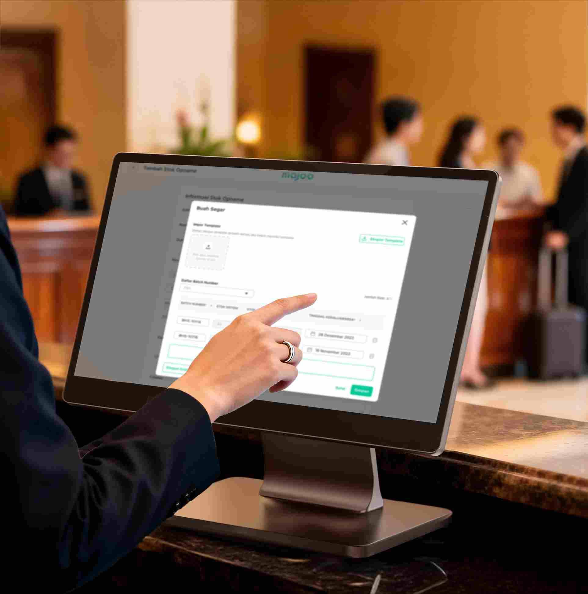 feature Lodging & Leisure