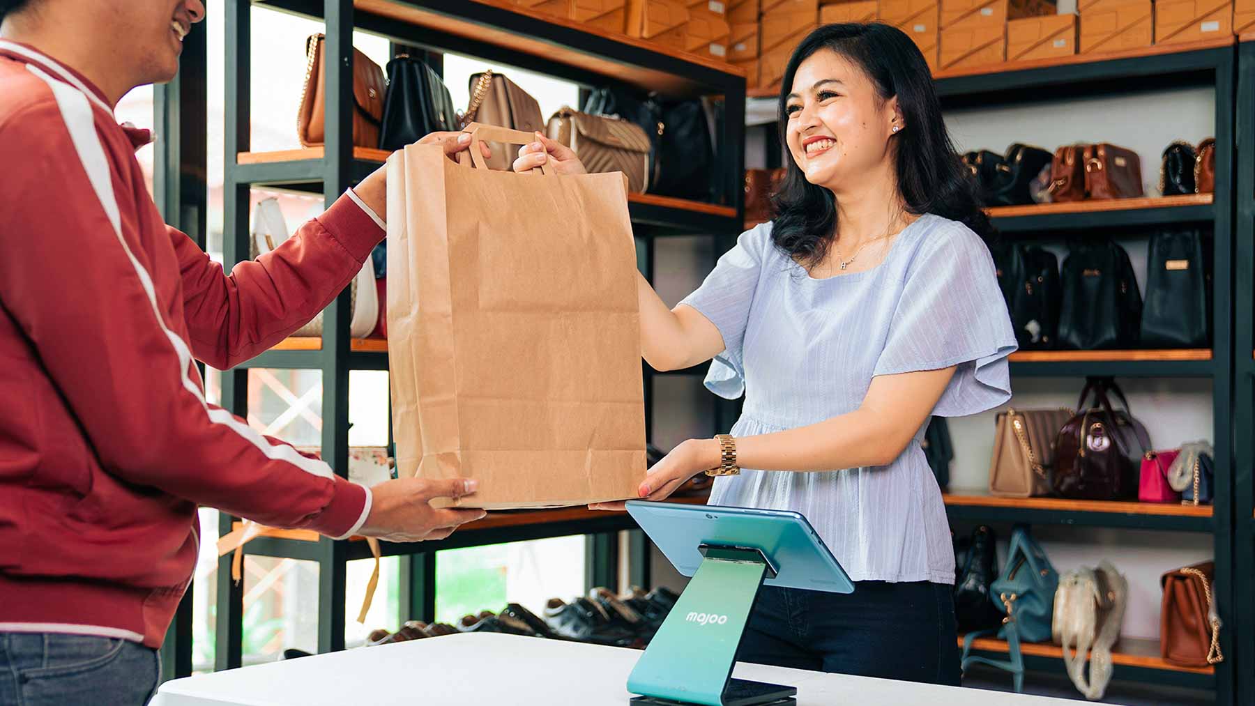 Solusi bisnis retail